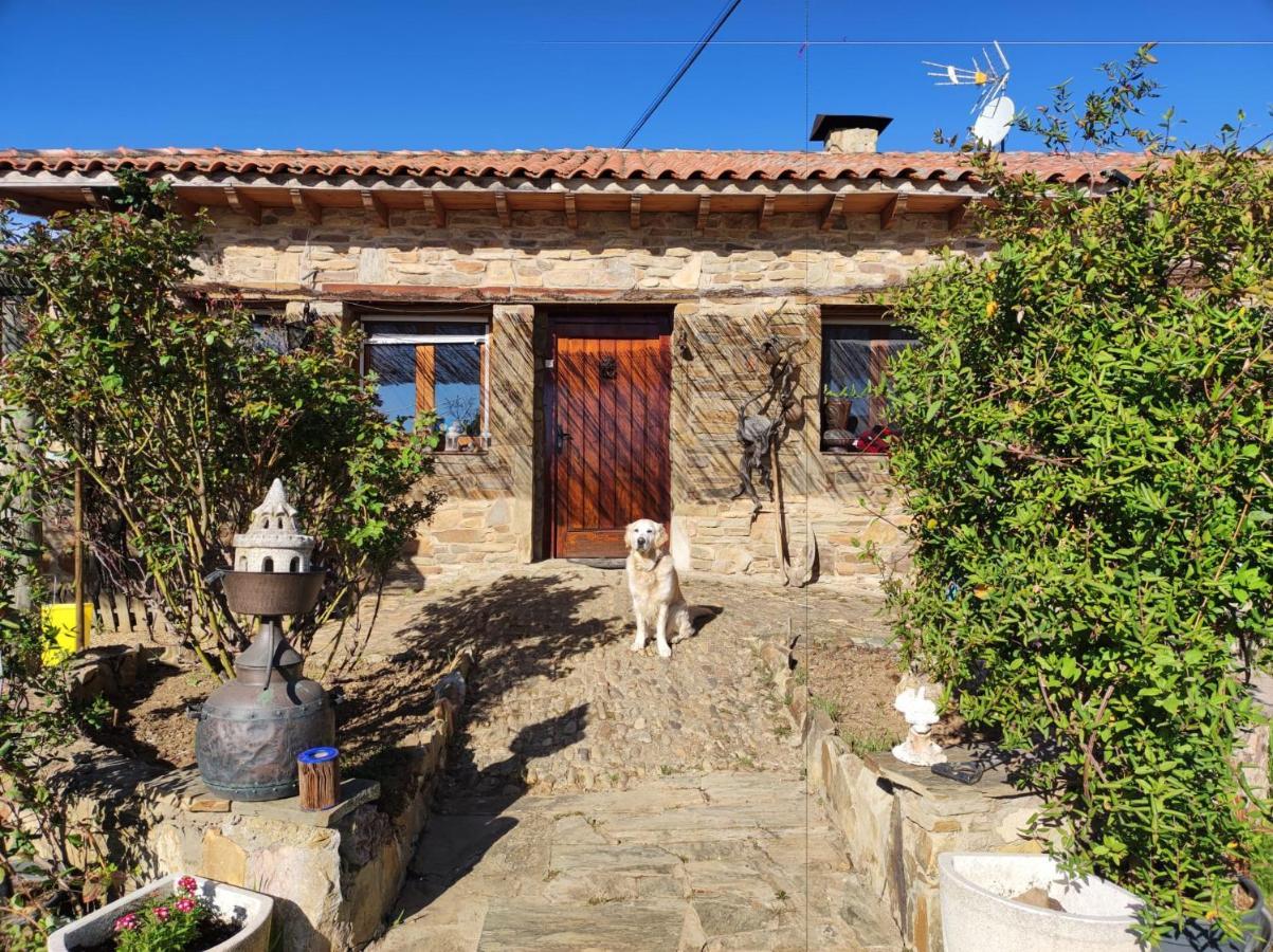 Albergue La Casa Del Camino Valverde de la Virgen Exteriör bild